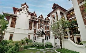 Akira Thaphae Hotel