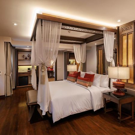Akira Thaphae Hotel Chiang Mai Exterior photo