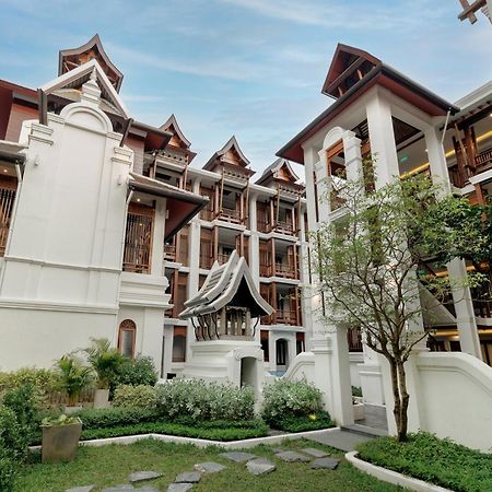 Akira Thaphae Hotel Chiang Mai Exterior photo