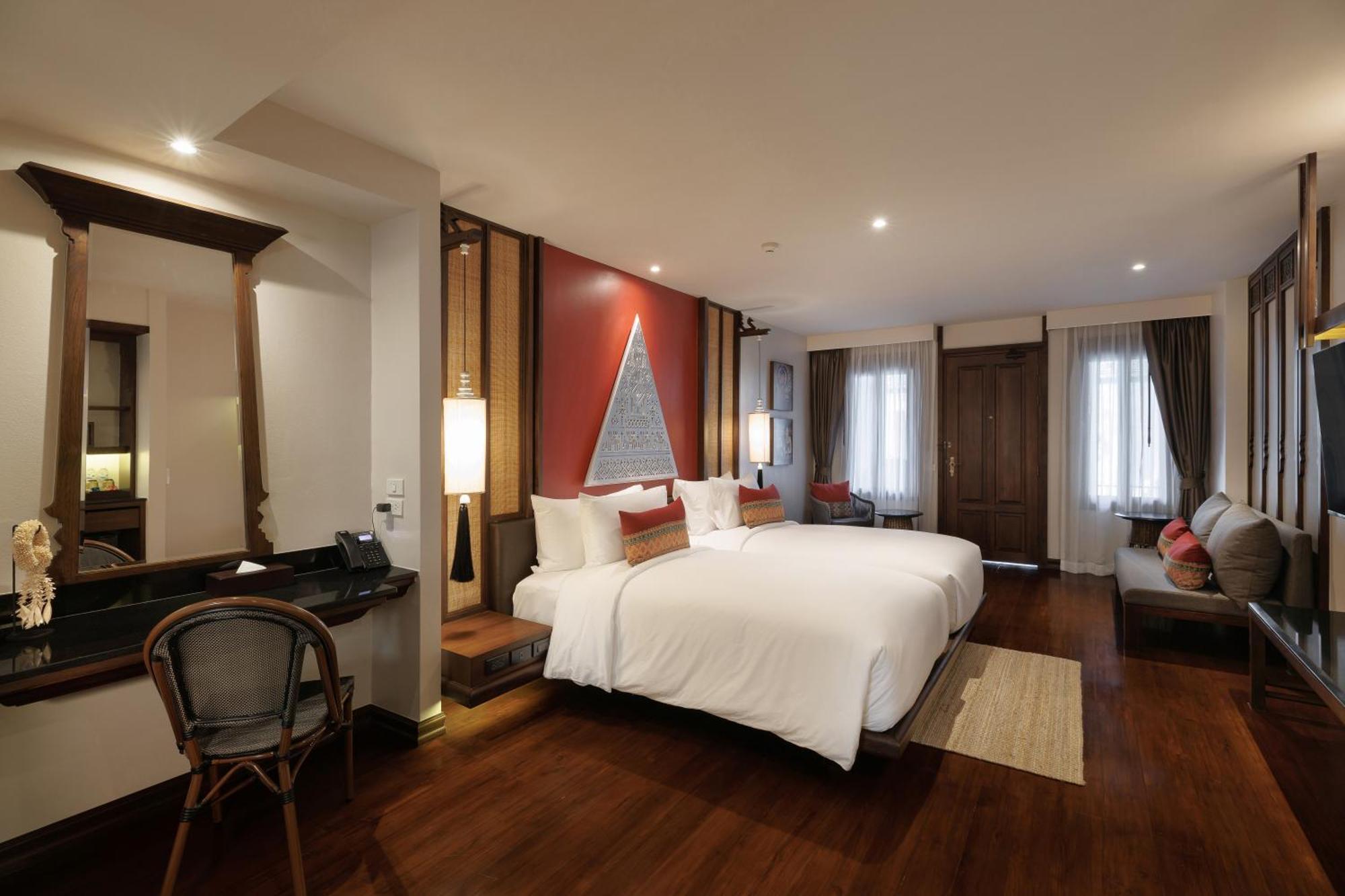 Akira Thaphae Hotel Chiang Mai Exterior photo
